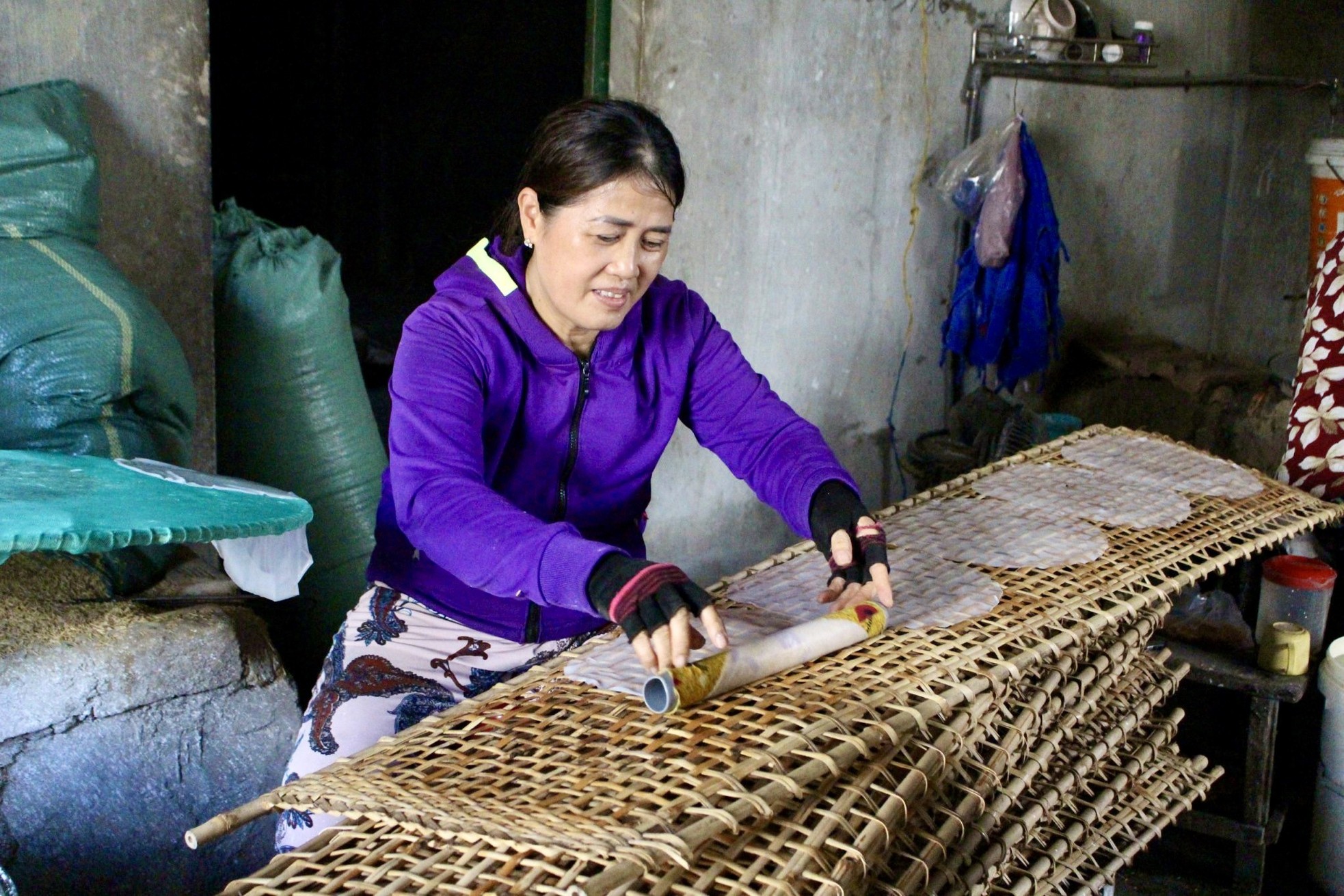 Làng bánh tráng hơn trăm tuổi ở Khánh Hòa ảnh 9